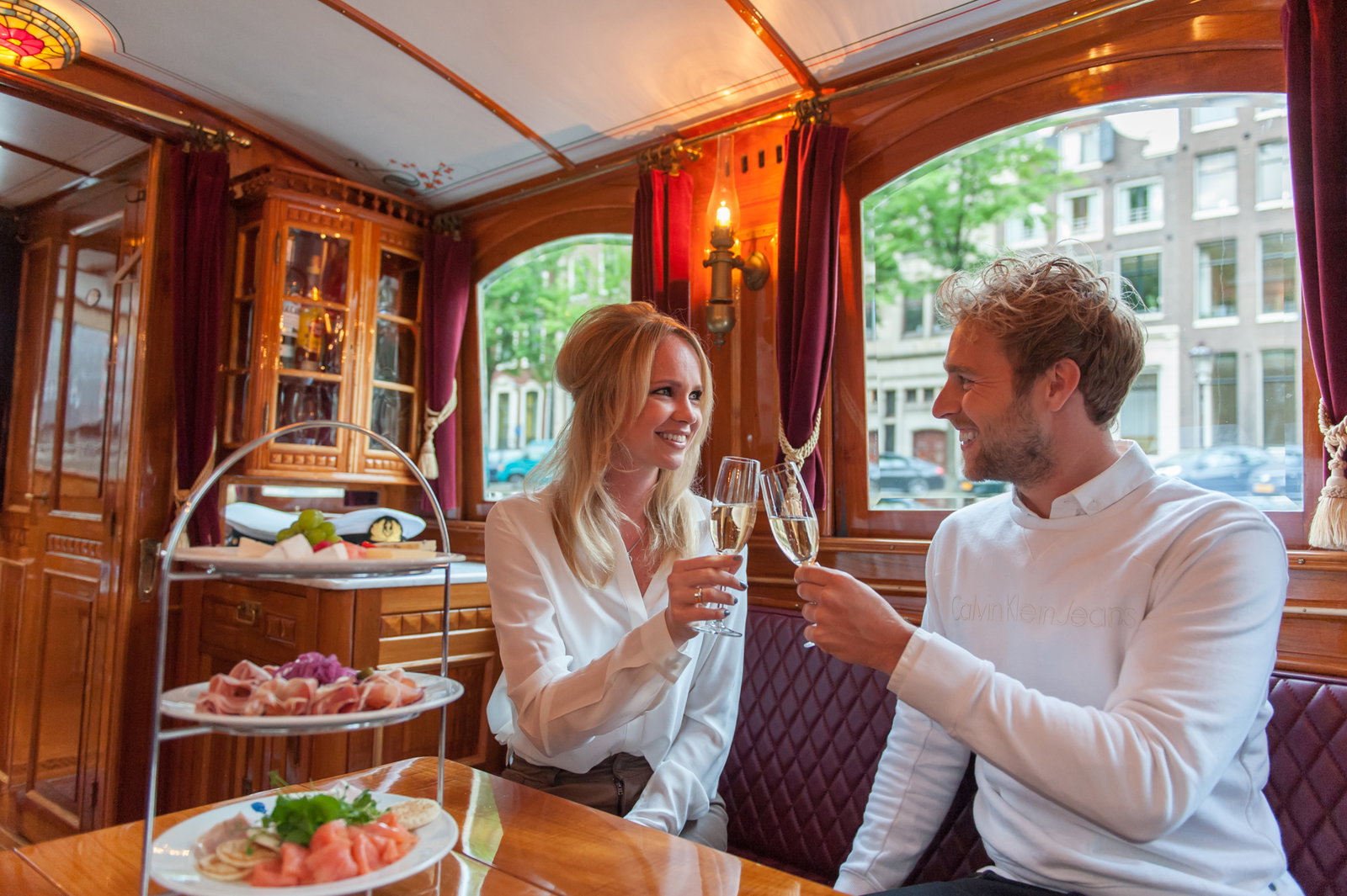 How much does an Amsterdam boat tour cost?